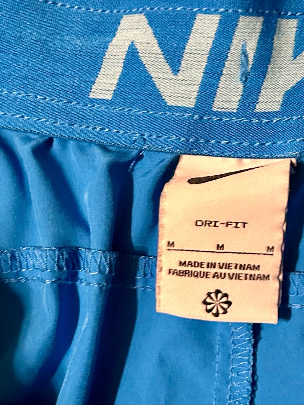 Nike Men’s Medium 2 tone Blue Dri Fit shorts w pockets - Picture 4 of 6